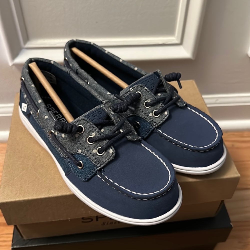 Girls sperry shoresider shoe